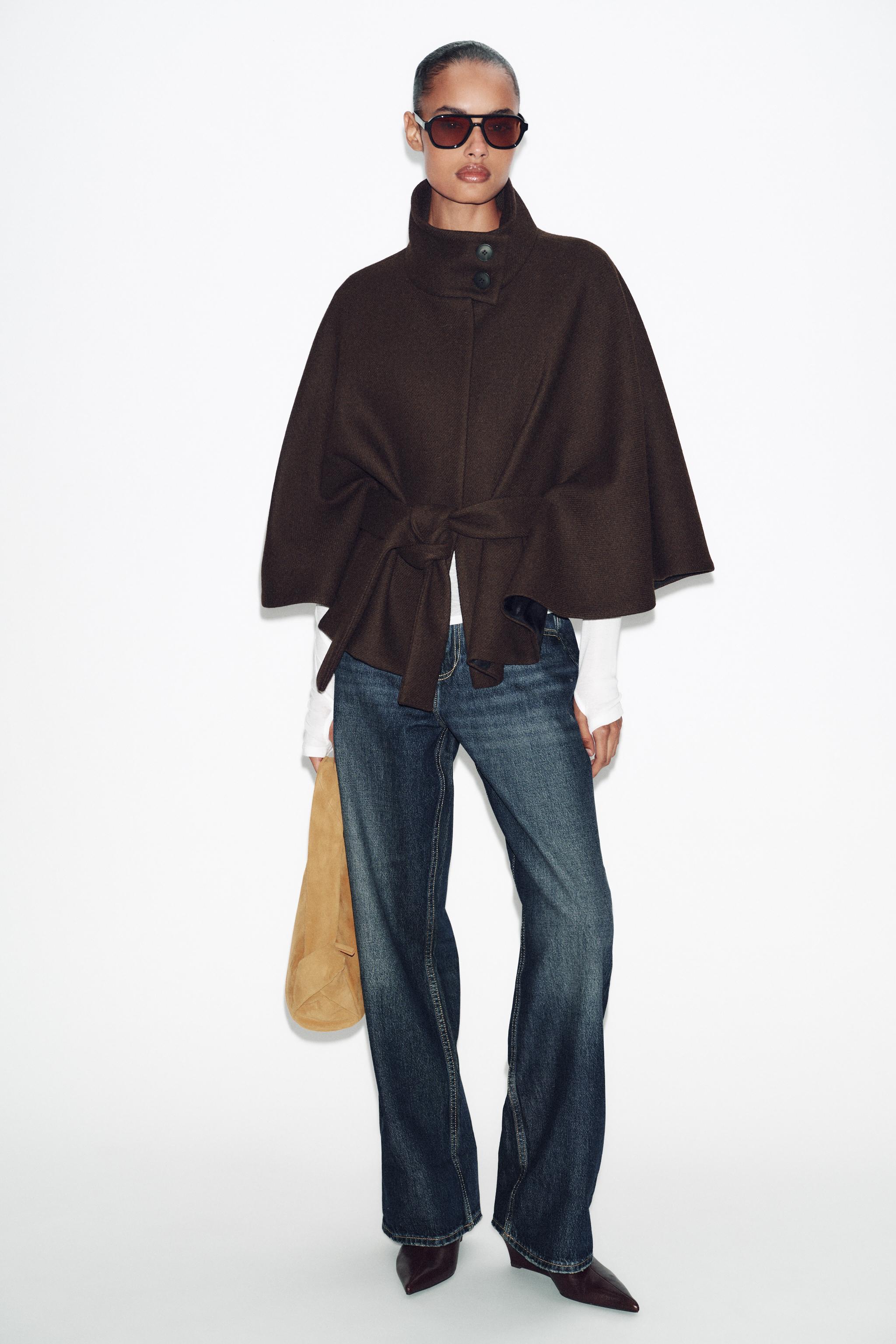 MANTEAU COURT CAPE AVEC LAINE CEINTURE